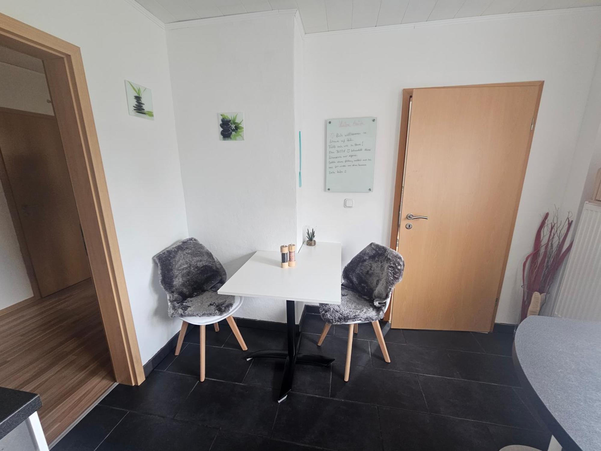 Lenny's Apartment